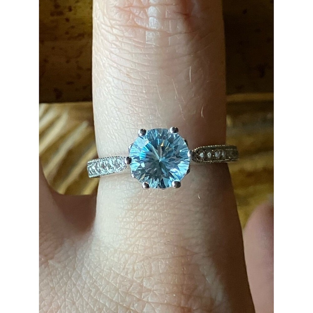 Natural Sky Blue Topaz Sterling Silver Ring Size 8.75